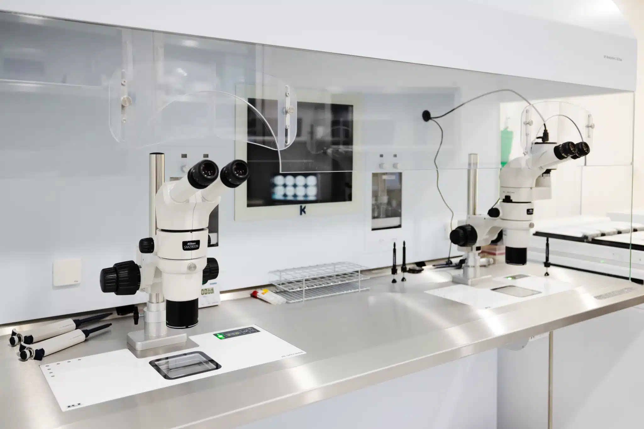 Clínicas-de-fertilidad-laboratorio